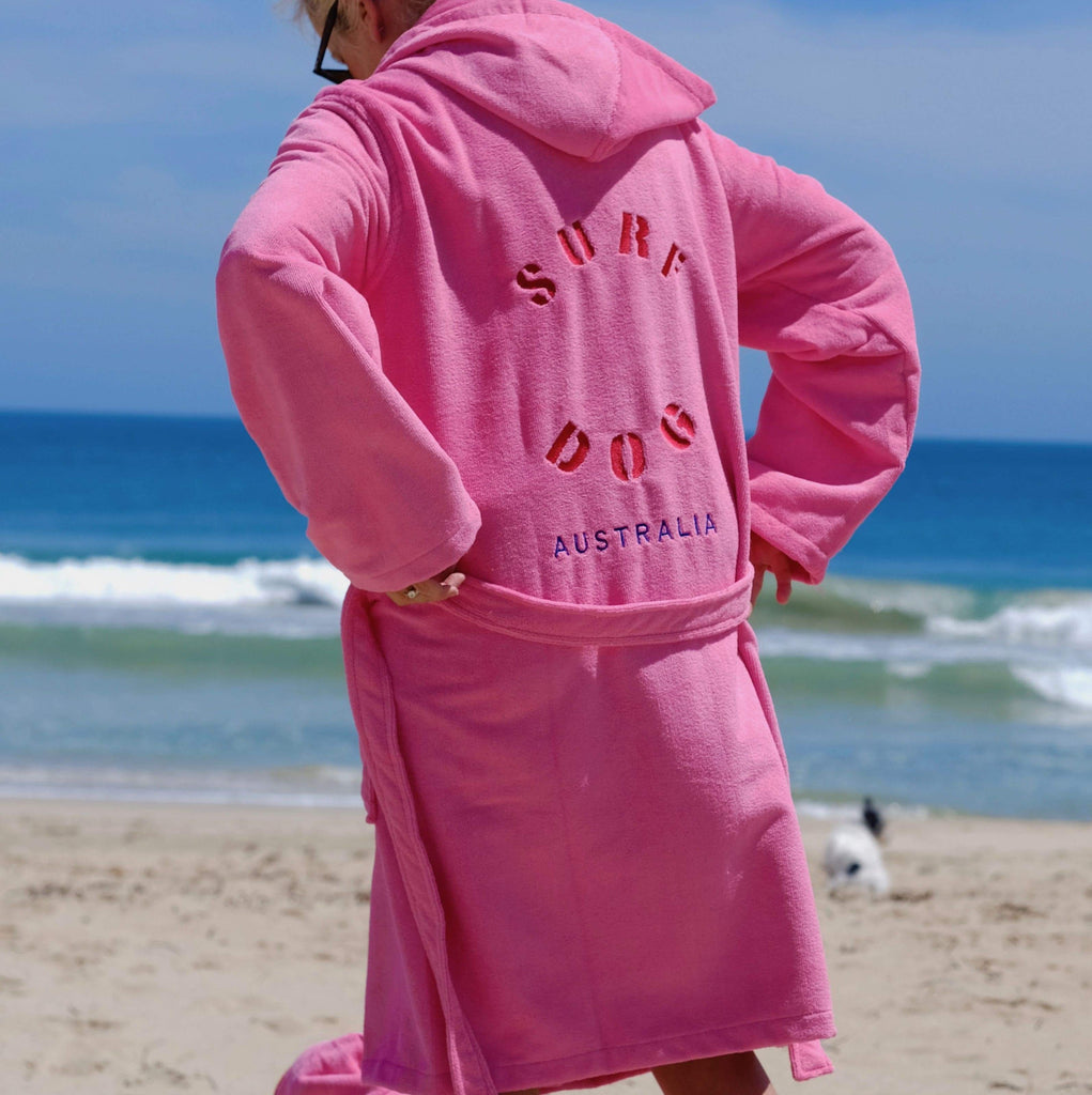 Beach robes made quick dry, micro fibre towelling... super light, super absorbent, and dry incredibly quickly.  Beach robes made of micro-fibre towelling - soft and easy to wash and dry. Beach robes with hoods that are snag and shrink proof. Beautiful bright beach coloured Beach Robes For adults, kids and dogs!